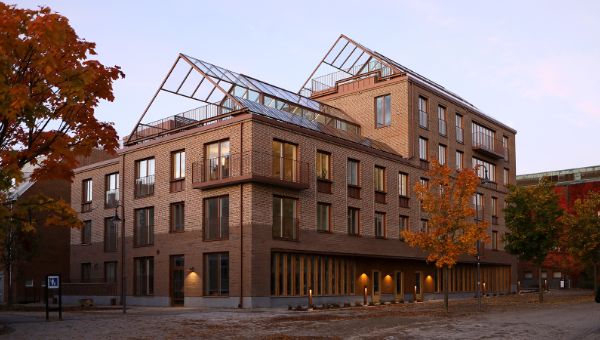 Nötskrikan - Arkitektur, der væver historie og nutid sammen.